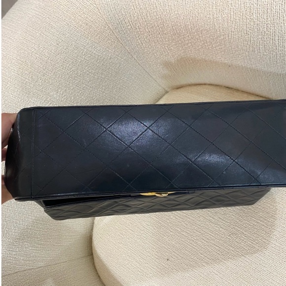 Authentic JUMBO CHANEL XL single flap lambskin black crossbody - Picture 14 of 14